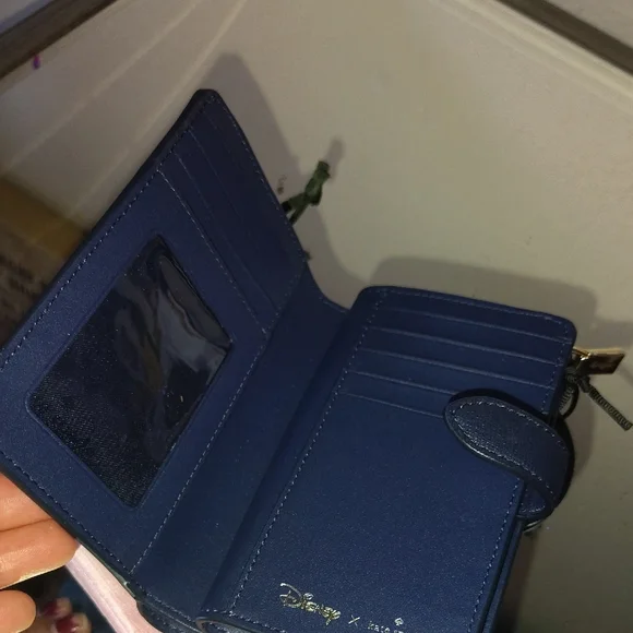 Kate Spade x Disney Blue Wallet - Picture 10 of 13